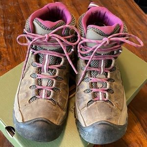 Keen Targhee III Waterproof Hiking Boots, Women’s US 9, EU 39.5